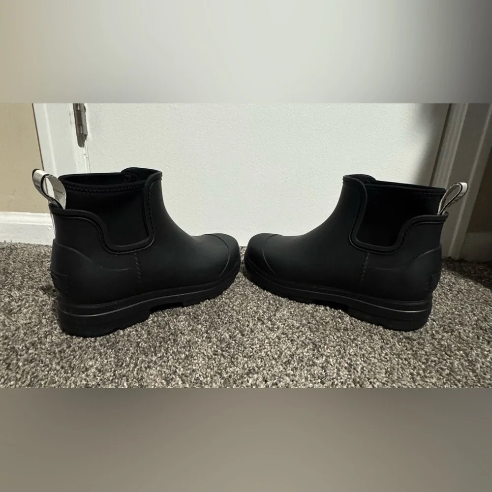 UGG Black Ankle Rain Boots (7) - Picture 3 of 9